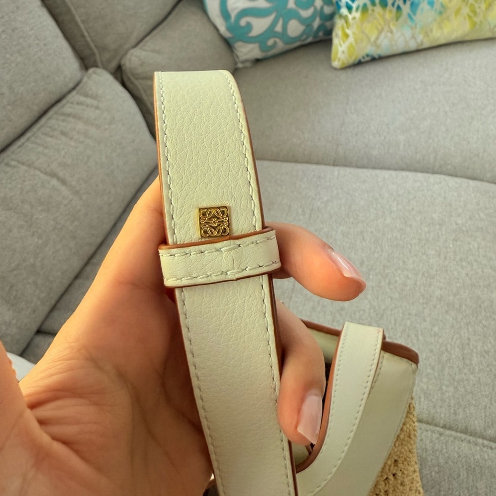 Loewe Hammock Bag, Raffia and White Leather - Picture 8 of 17
